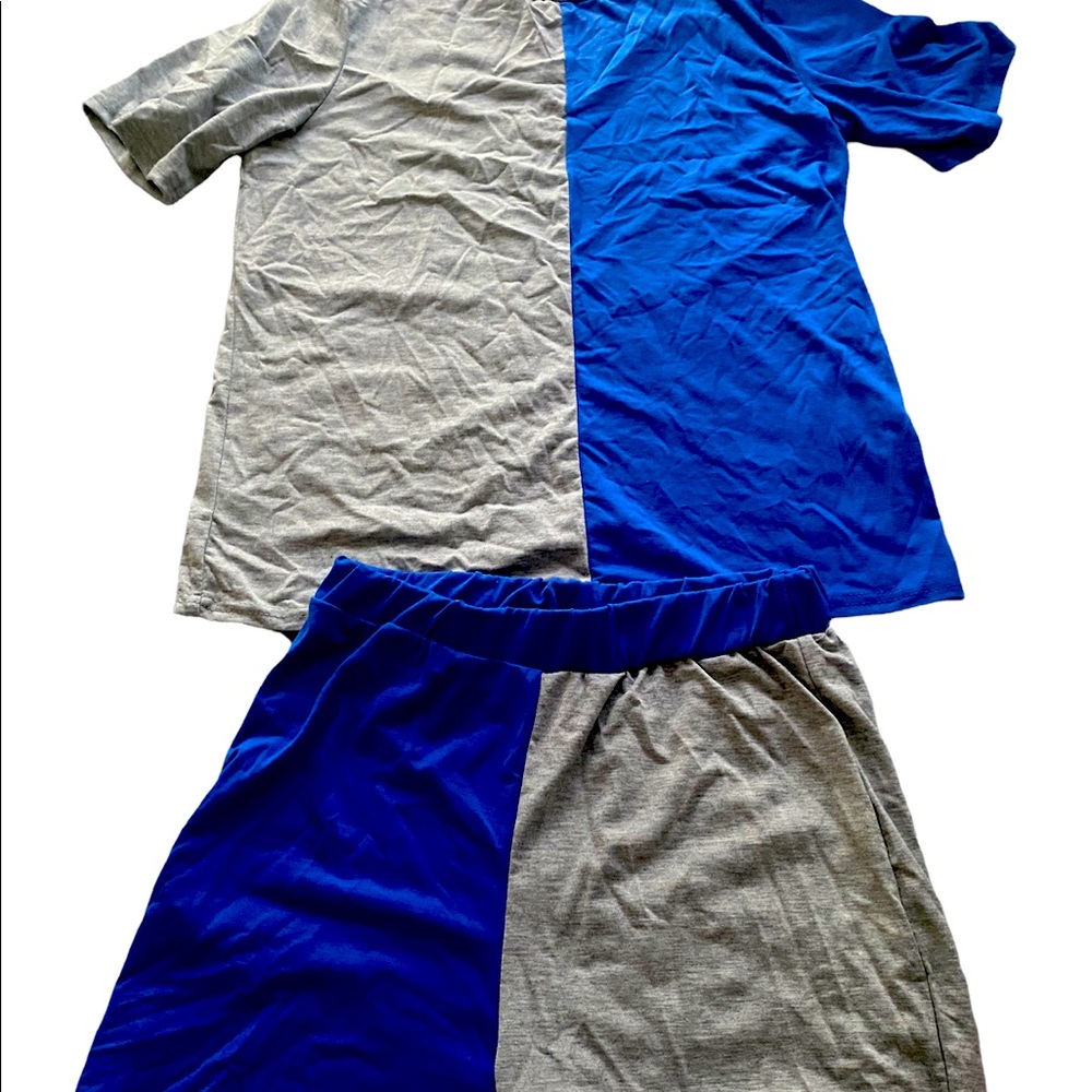 Medium 2 Piece Multi Color Short Set